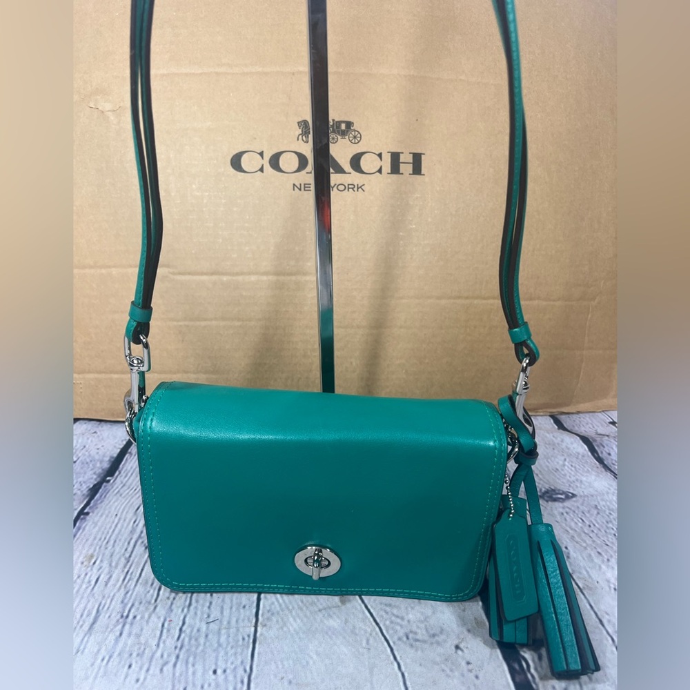Coach DINKY JADE GREEN with Silver Hardware LIMITED EDIT 9375 Remake EXC!
